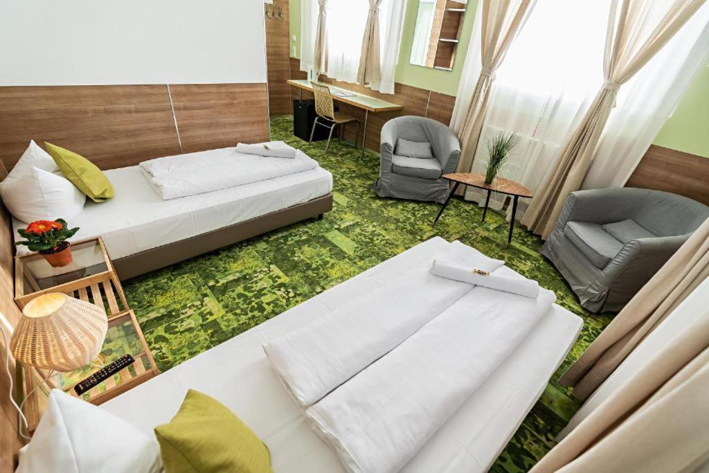 24Seven Apartments - Self Check-In อัลท์ดอร์ฟ ภายนอก รูปภาพ