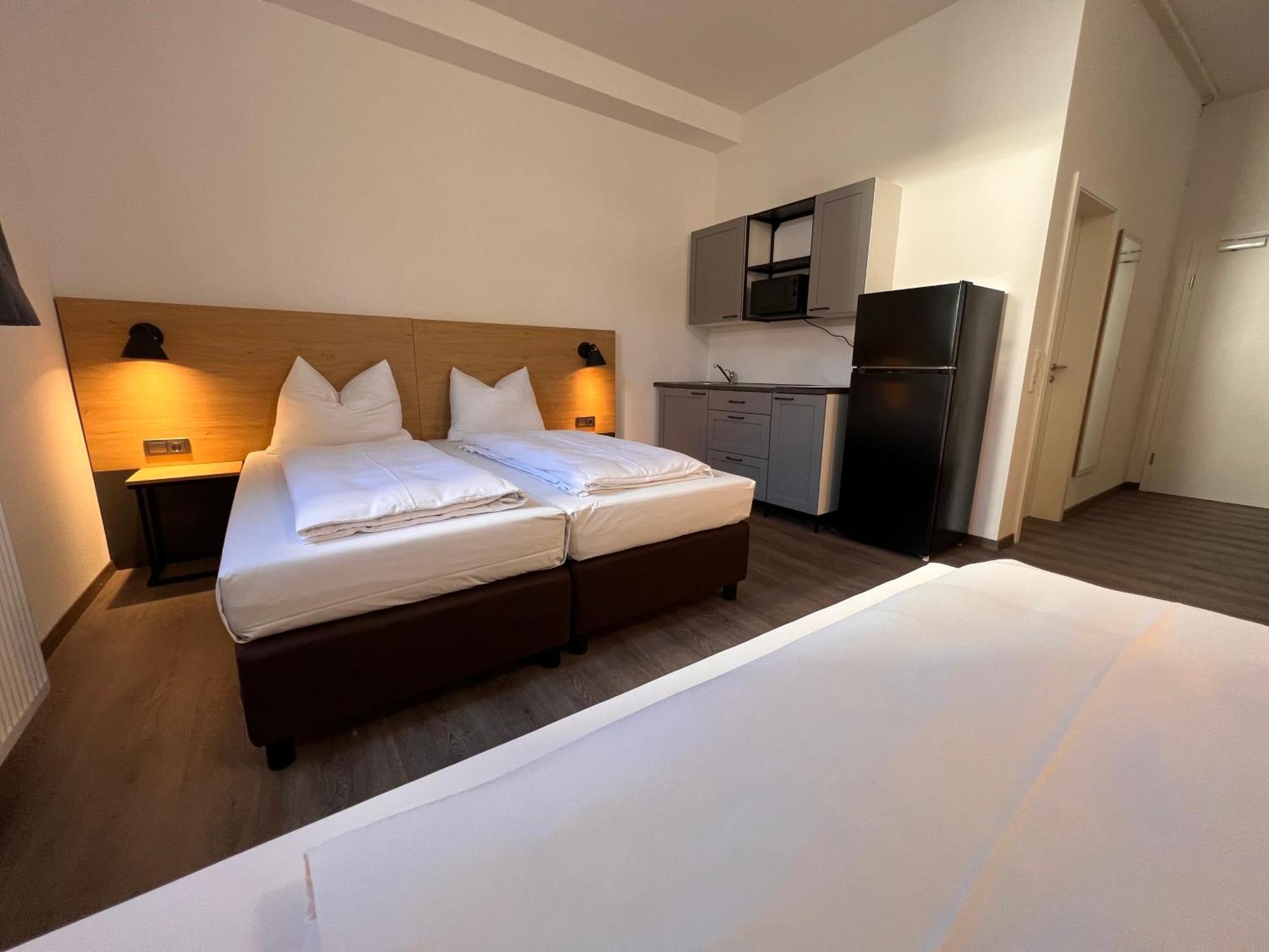 24Seven Apartments - Self Check-In อัลท์ดอร์ฟ ภายนอก รูปภาพ
